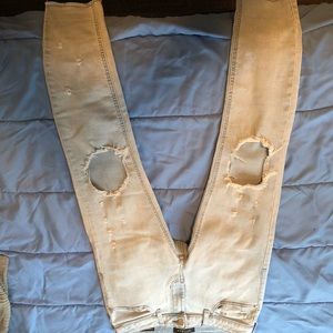 PacSun Distressed Jeans